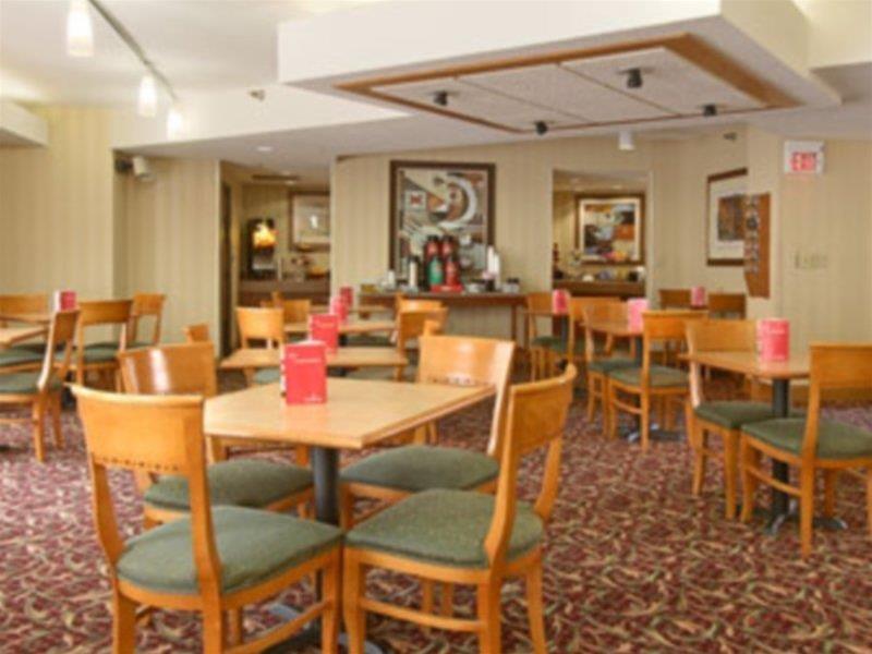 Holiday Inn Indianapolis - Airport Area N By Ihg מראה חיצוני תמונה
